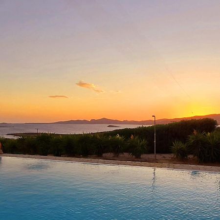 Paros Afrodite Luxury Villas Alikí 外观 照片