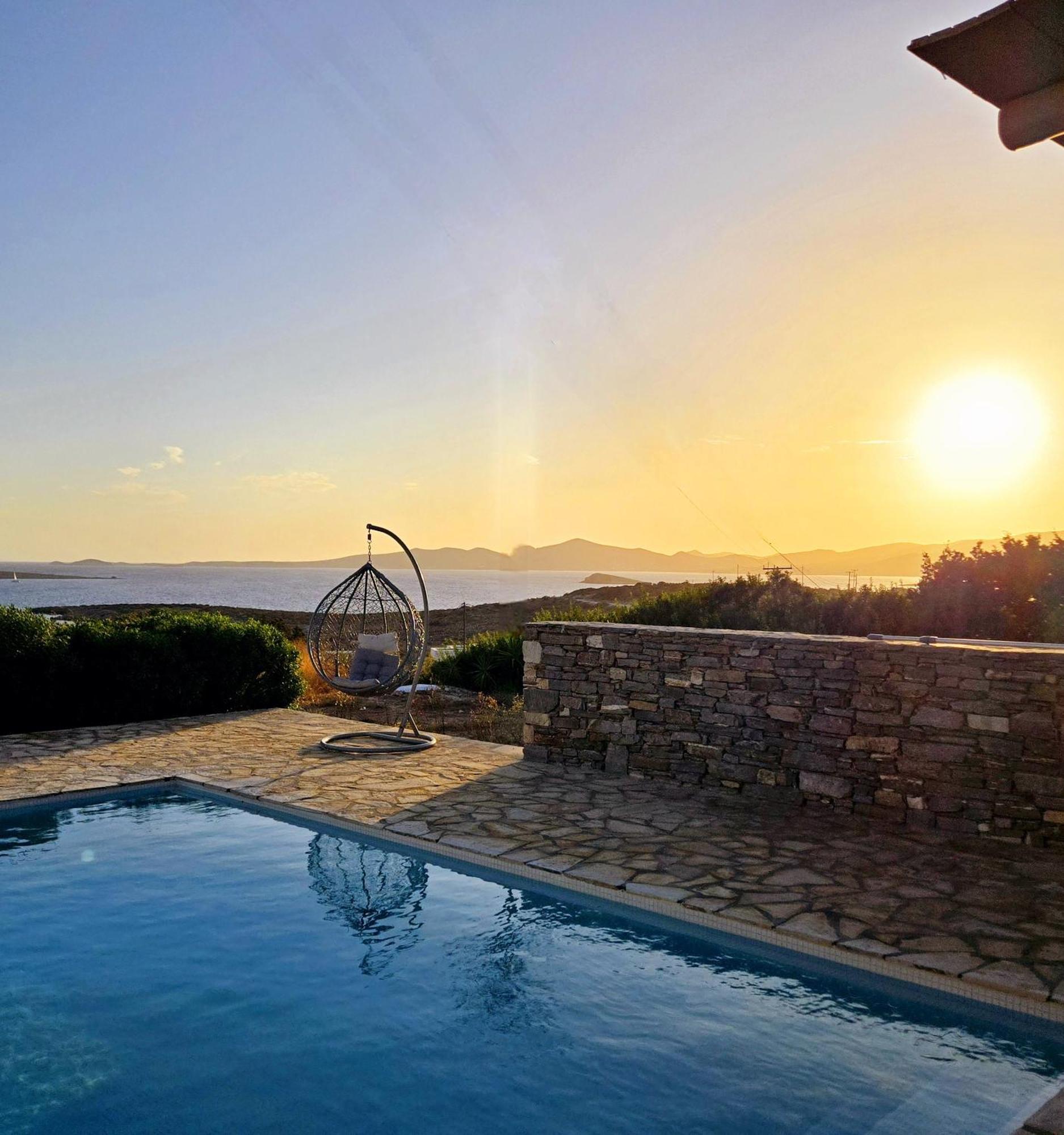 Paros Afrodite Luxury Villas Alikí 外观 照片